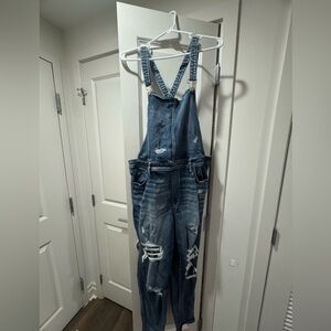 American Eagle Distressed Denim Jegging Overalls